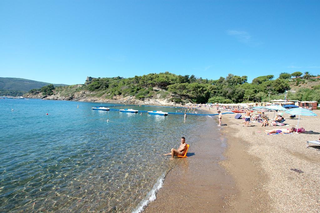 Appartamento Baia Fiorita Porto Azzurro Camera foto