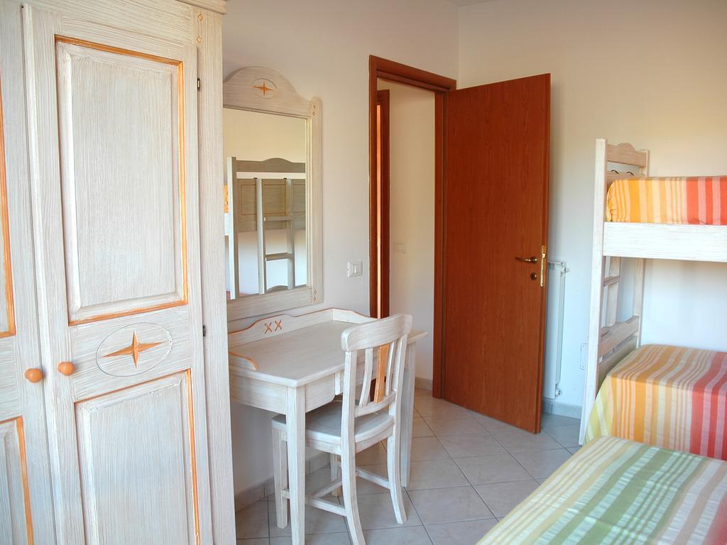 Appartamento Baia Fiorita Porto Azzurro Esterno foto